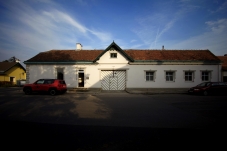 Dorfplatz / sozio-ökonomisches Zentrum für kooperatives Arbeiten